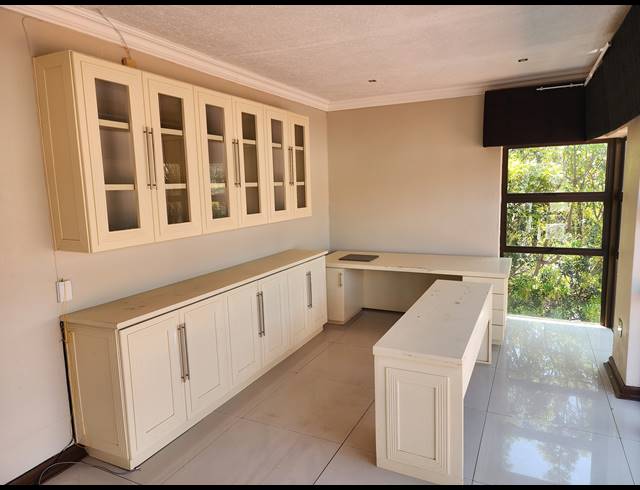 5 BEDROOM FREEHOLD FOR SALE IN WATERBERRY COUNTRY ESTATE